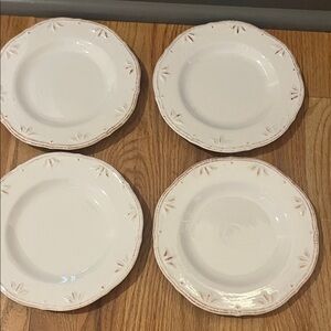 Thompson Cream  Plates with Subtle Detailing